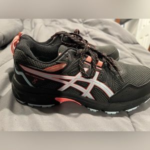 Women’s trail running shoes asics gel-venture 8